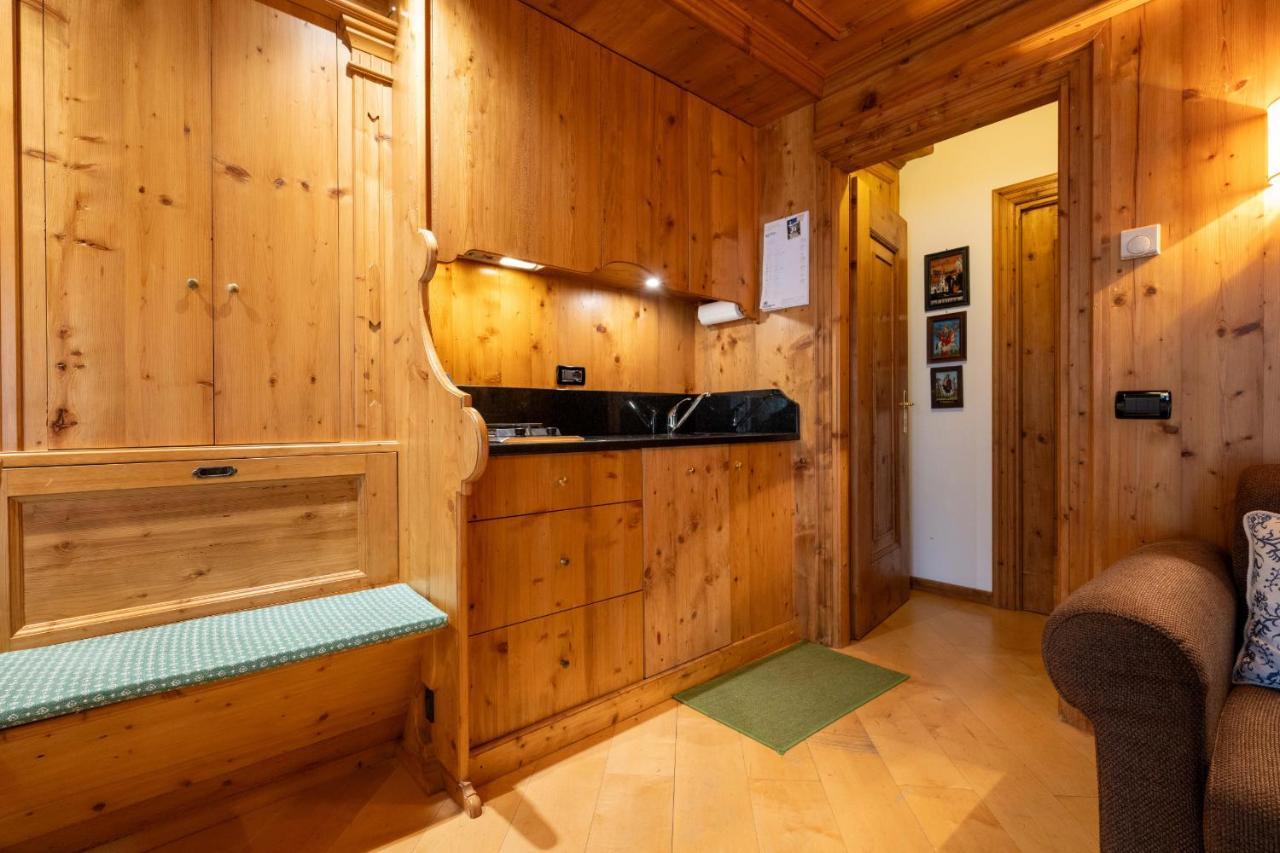 Casa Lacedel 1, On Ski Slopes Apartment Cortina d'Ampezzo Exterior photo